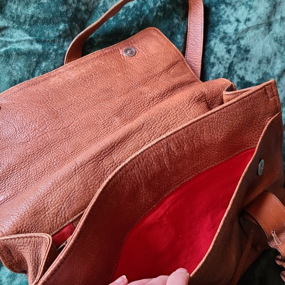 Thick pebbled leather shoulder bag satchel - Picture 7 of 15